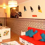 بيت للعطل Swordfish Eco-house